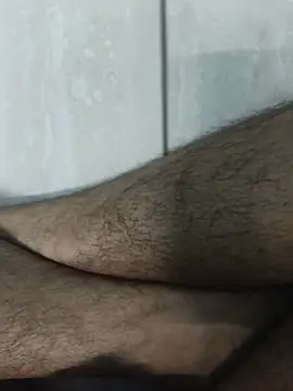 Snapshot of vickyhotboy89 chatting on June 23, 6:33 am vickyhotboy89 online show from June 23, 6:33 am
