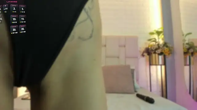gigi rosee online show from July 6, 11:51 am