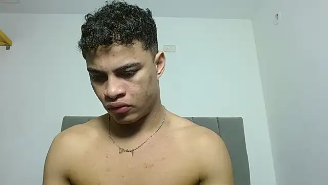 Snapshot of Jose_And_Daniel chatting on July 22, 1:19 am Jose And Daniel online show from July 22, 1:19 am