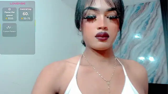 Snapshot of kiara_gomez__ chatting on August 4, 4:15 am kiara gomez online show from August 4, 4:15 am