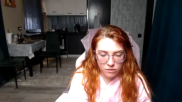 Reginasmilee online show from April 23, 12:29 pm