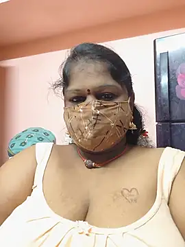 Snapshot of yalini1431 chatting on June 26, 8:24 pm yalini1431 online show from June 26, 8:24 pm