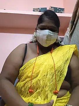 Snapshot of yalini1431 chatting on July 12, 8:22 pm yalini1431 online show from July 12, 8:22 pm