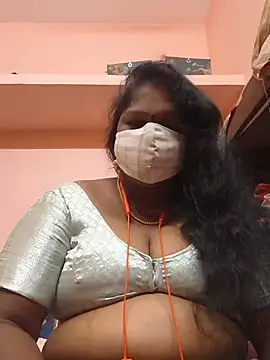 Snapshot of yalini1431 chatting on July 17, 8:57 pm yalini1431 online show from July 17, 8:57 pm