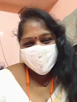 Snapshot of yalini1431 chatting on July 19, 8:56 pm yalini1431 online show from July 19, 8:56 pm