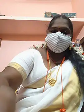 Snapshot of yalini1431 chatting on August 1, 8:19 pm yalini1431 online show from August 1, 8:19 pm
