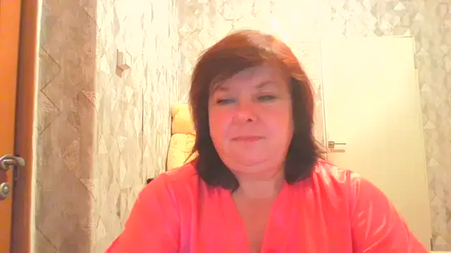 HannahAna39 online show from July 27, 7:10 pm