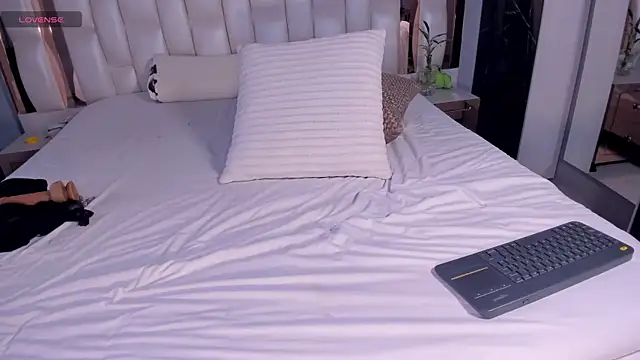 SarahPreston online show from January 8, 10:16 pm