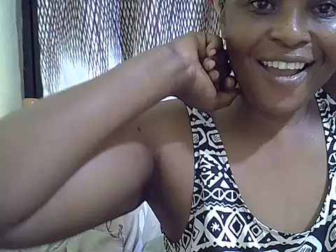 Snapshot of Pretty_Cupcake7 chatting on July 10, 4:20 pm Pretty Cupcake7 online show from July 10, 4:20 pm