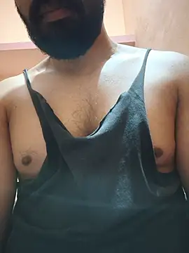 Snapshot of 8inch_hunk19 chatting on June 28, 1:22 am 8inch hunk19 online show from June 28, 1:22 am