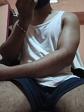 Snapshot of 8inch_hunk19 chatting on July 4, 2:51 am 8inch hunk19 online show from July 4, 2:51 am