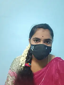 Snapshot of Megavarthinii chatting on June 27, 12:44 pm Megavarthinii online show from June 27, 12:44 pm