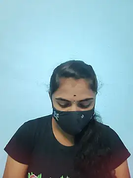 Snapshot of Megavarthinii chatting on July 7, 2:43 pm Megavarthinii online show from July 7, 2:43 pm