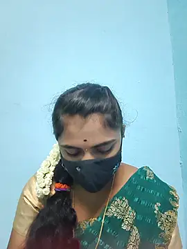Snapshot of Megavarthinii chatting on July 14, 3:11 am Megavarthinii online show from July 14, 3:11 am