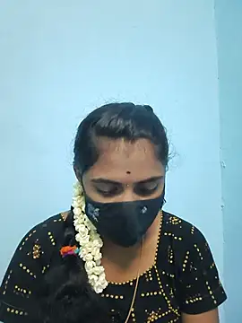Snapshot of Megavarthinii chatting on July 16, 4:35 pm Megavarthinii online show from July 16, 4:35 pm