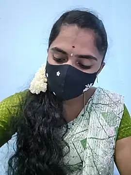 Snapshot of Megavarthinii chatting on July 31, 3:39 am Megavarthinii online show from July 31, 3:39 am