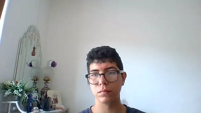 Snapshot of princeYassin_007 chatting on June 24, 8:02 am princeYassin 007 online show from June 24, 8:02 am