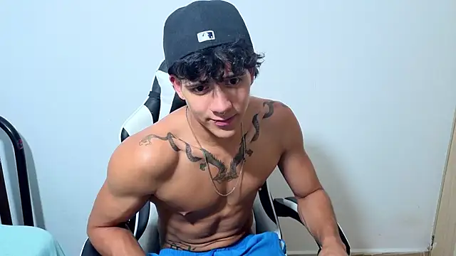 Noah  Dick online show from July 30, 7:07 am