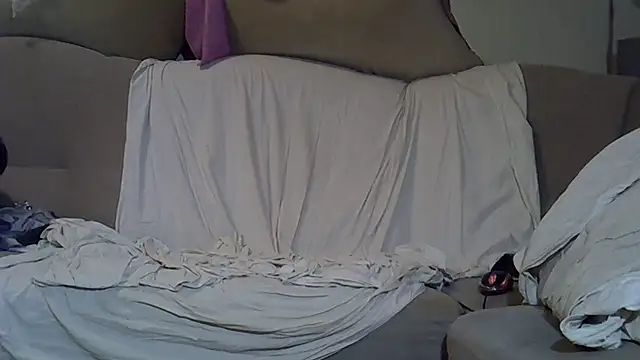 Snapshot of GariQNight chatting on January 15, 6:55 pm GariQNight online show from January 15, 6:55 pm