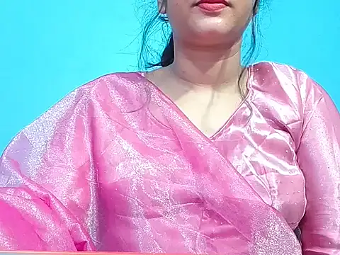 Snapshot of Adhiti_1 chatting on July 27, 6:26 pm Adhiti 1 online show from July 27, 6:26 pm