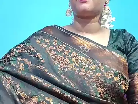 Snapshot of Adhiti_1 chatting on July 31, 5:12 pm Adhiti 1 online show from July 31, 5:12 pm
