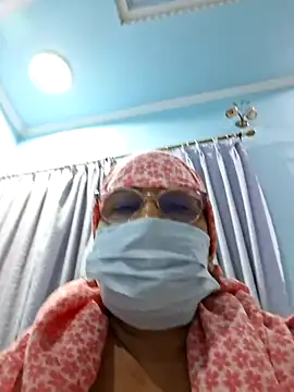 Snapshot of Dimpal_143 chatting on July 2, 5:19 pm Dimpal 143 online show from July 2, 5:19 pm