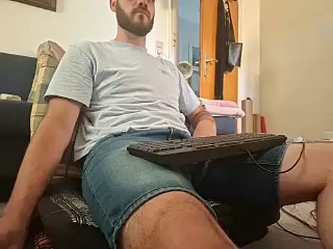 Snapshot of GayJonty chatting on July 29, 2:26 pm GayJonty online show from July 29, 2:26 pm