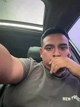 Snapshot of Gian98luck chatting on July 4, 10:05 pm Gian98luck online show from July 4, 10:05 pm