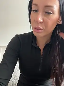Charming ScarlettX online show from July 6, 12:46 pm