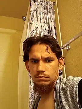 Snapshot of Rain13_Lil-if56 chatting on October 2, 8:21 am Rain13 Lil-if56 online show from October 2, 8:21 am