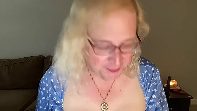 silverbanger3 online show from March 7, 9:23 pm