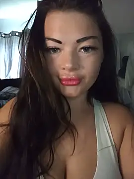 Curveyqueenn online show from July 2, 12:11 pm