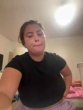 Snapshot of hiddensecretxx chatting on June 28, 11:22 pm hiddensecretxx online show from June 28, 11:22 pm