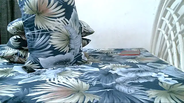 dominant mistress69 online show from December 1, 11:21 pm