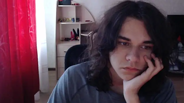 Snapshot of tiiiiiiiiim chatting on July 7, 1:59 pm tiiiiiiiiim online show from July 7, 1:59 pm