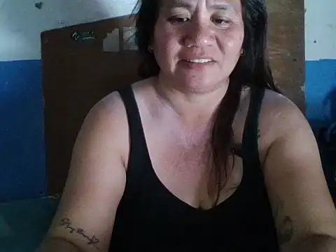 Snapshot of _bigboobs69_ chatting on July 15, 2:50 am bigboobs69 online show from July 15, 2:50 am