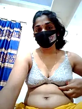 Snapshot of Payel-54 chatting on July 15, 4:01 pm Payel-54 online show from July 15, 4:01 pm