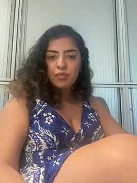 Aylin Sugar online show from July 3, 1:39 pm