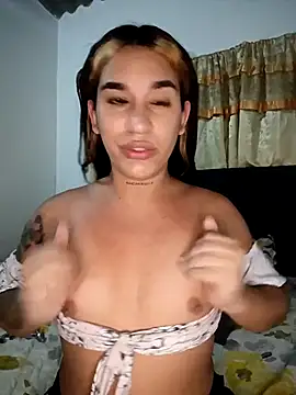 Snapshot of sweet_vicky_hot3 chatting on July 2, 4:29 am sweet vicky hot3 online show from July 2, 4:29 am