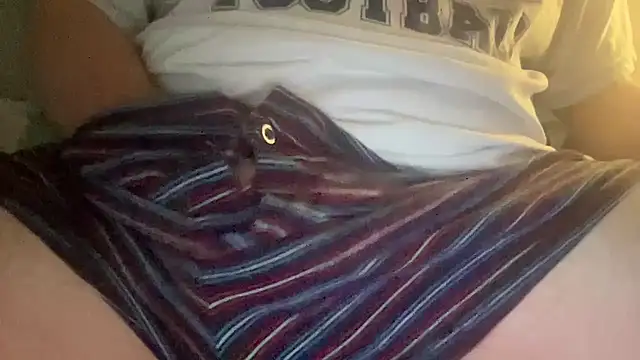 Snapshot of BIGSMALLJACK chatting on July 1, 7:57 pm BIGSMALLJACK online show from July 1, 7:57 pm