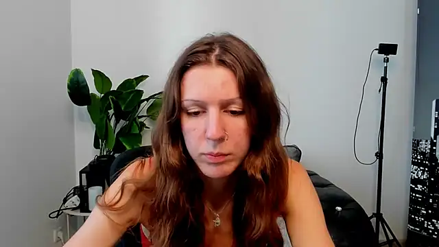 Lunaa x44 online show from July 8, 7:24 am