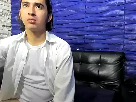 Snapshot of jhon_dario chatting on July 4, 5:19 pm jhon dario online show from July 4, 5:19 pm