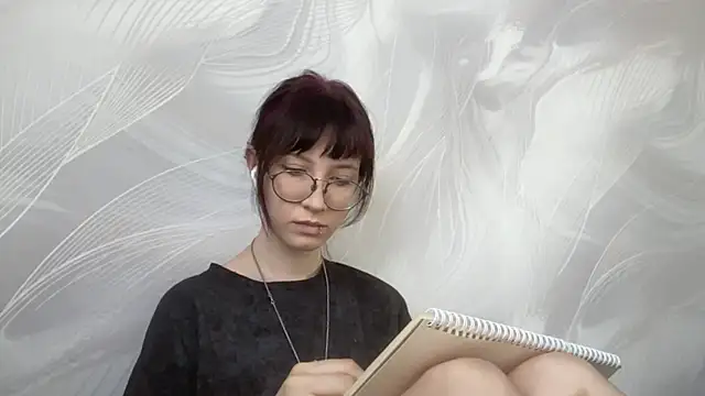 AnnamaeNagase online show from July 4, 7:14 am