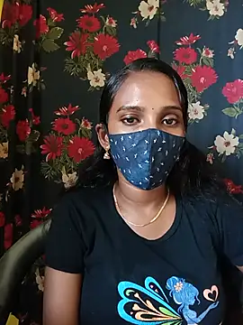 Snapshot of Tamil_Soloqueen_001 chatting on July 7, 8:40 am Tamil Soloqueen 001 online show from July 7, 8:40 am