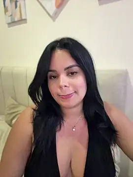 Snapshot of AliceStarshine chatting on May 31, 2:53 am AliceStarshine online show from May 31, 2:53 am