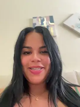 Snapshot of AliceStarshine chatting on June 7, 6:11 pm AliceStarshine online show from June 7, 6:11 pm