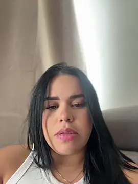 Snapshot of AliceStarshine chatting on July 2, 7:31 pm AliceStarshine online show from July 2, 7:31 pm