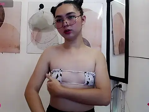 Snapshot of EtherealRae chatting on July 20, 4:42 pm EtherealRae online show from July 20, 4:42 pm