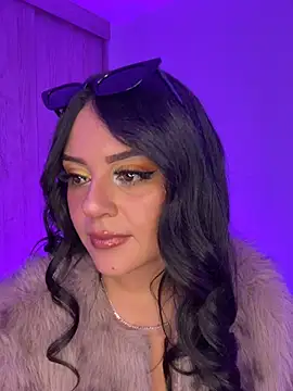 sofiaqueen   online show from July 17, 1:12 am