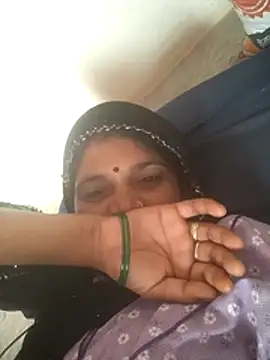 Snapshot of Madhuri56 chatting on July 10, 9:34 am Madhuri56 online show from July 10, 9:34 am